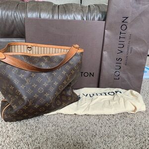 Louie Vuitton Authentic Monogram Delightful PM